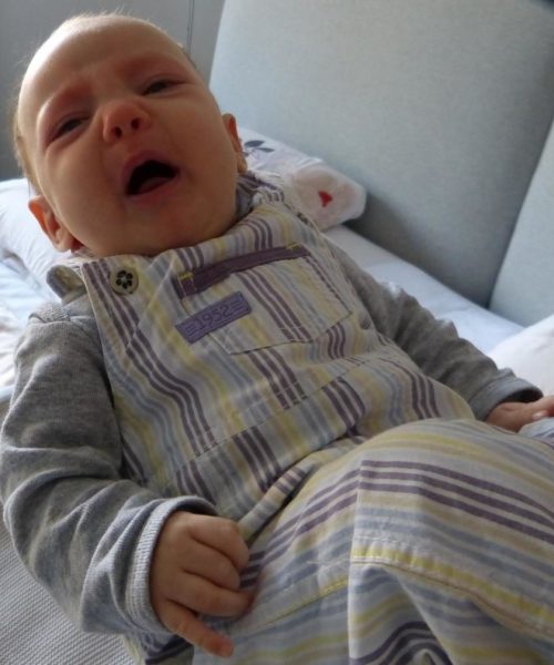 Schreibaby vor Osteopathie Behandlung